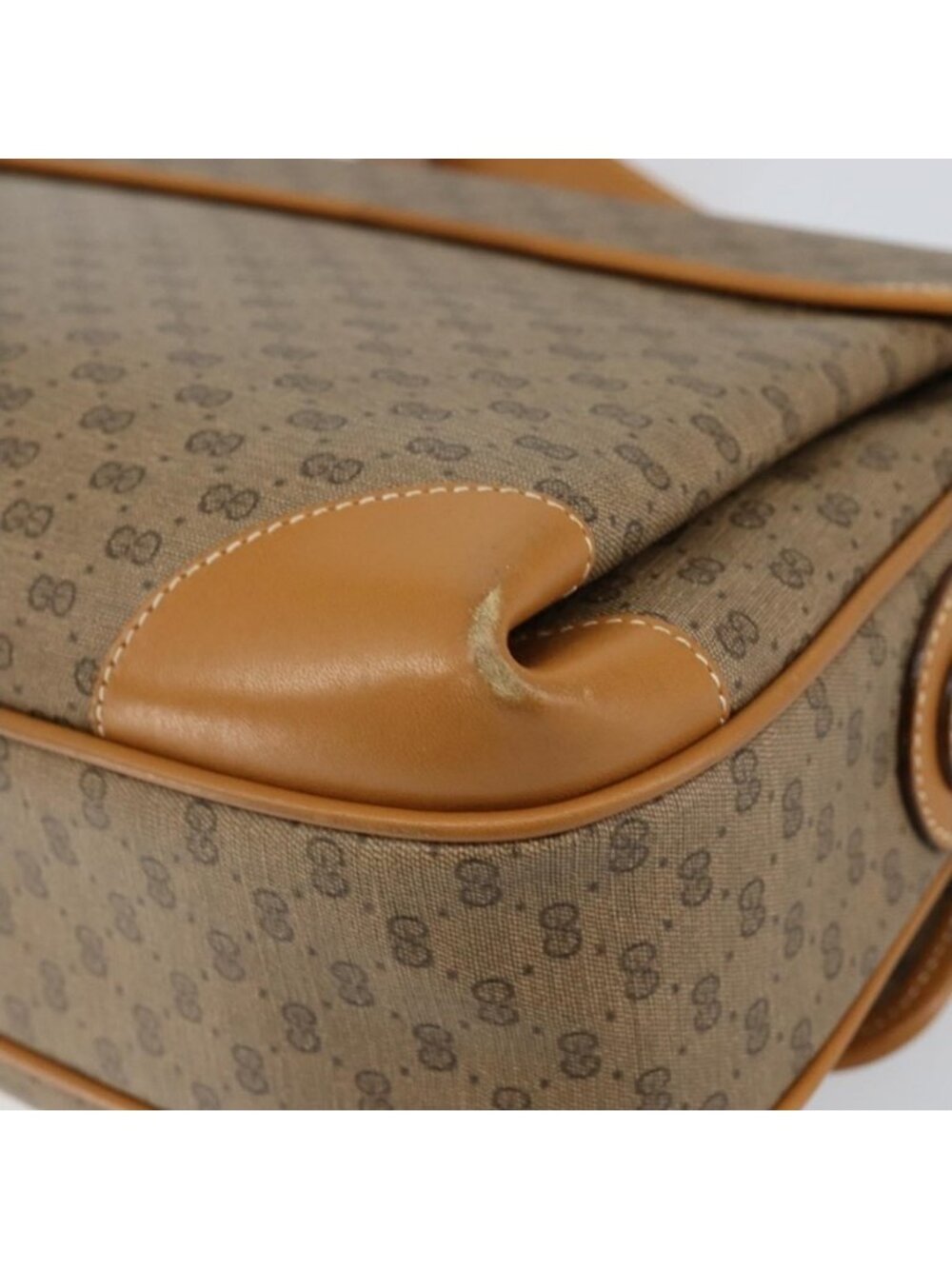 Authentic GUCCI Micro GG Supreme Shoulder Bag PVC Gold Beige 001 116 0924 - Picture 4 of 16